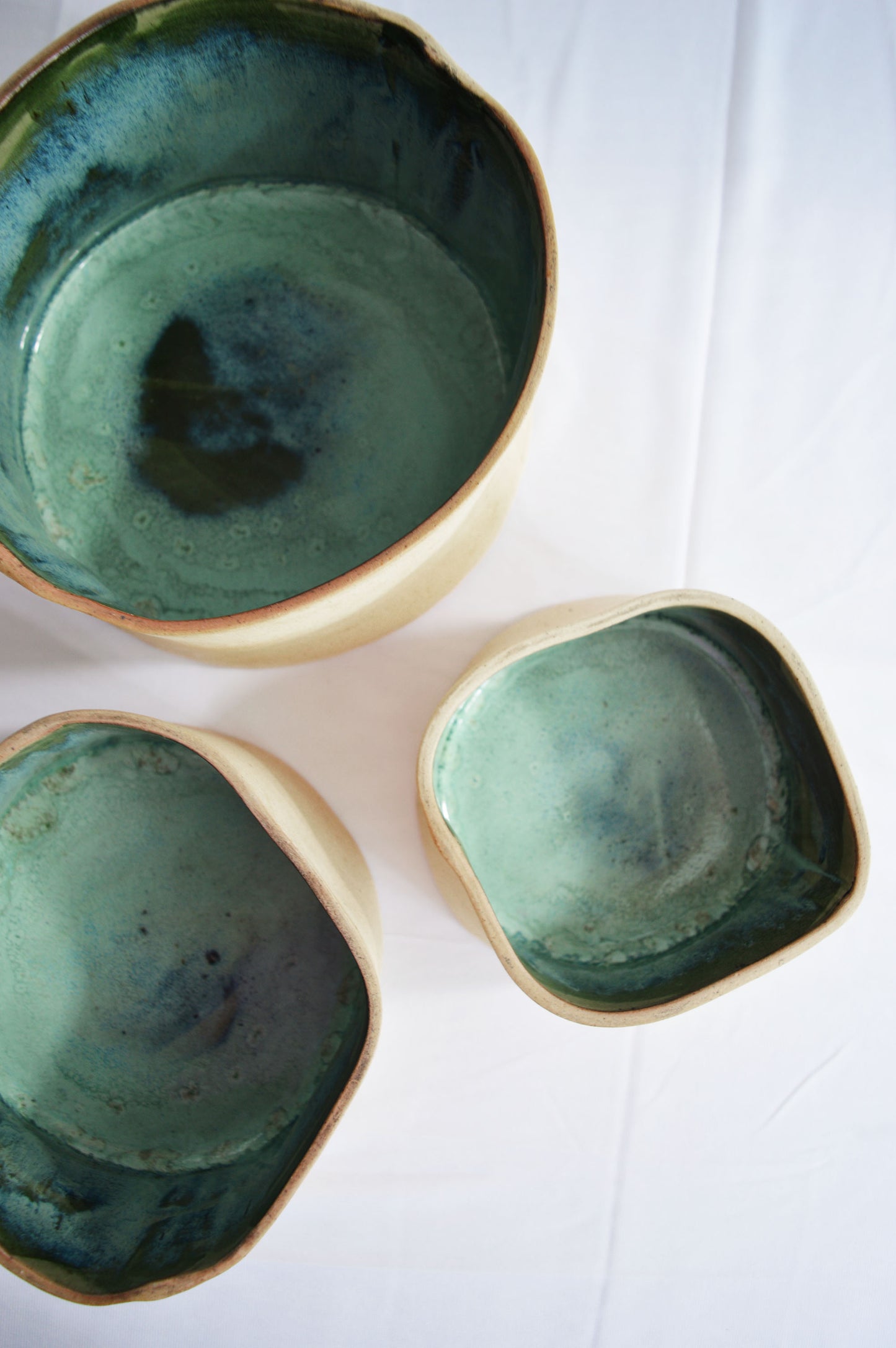 Curvy Serving Bowls- Mottled Green- Wabi Sabi