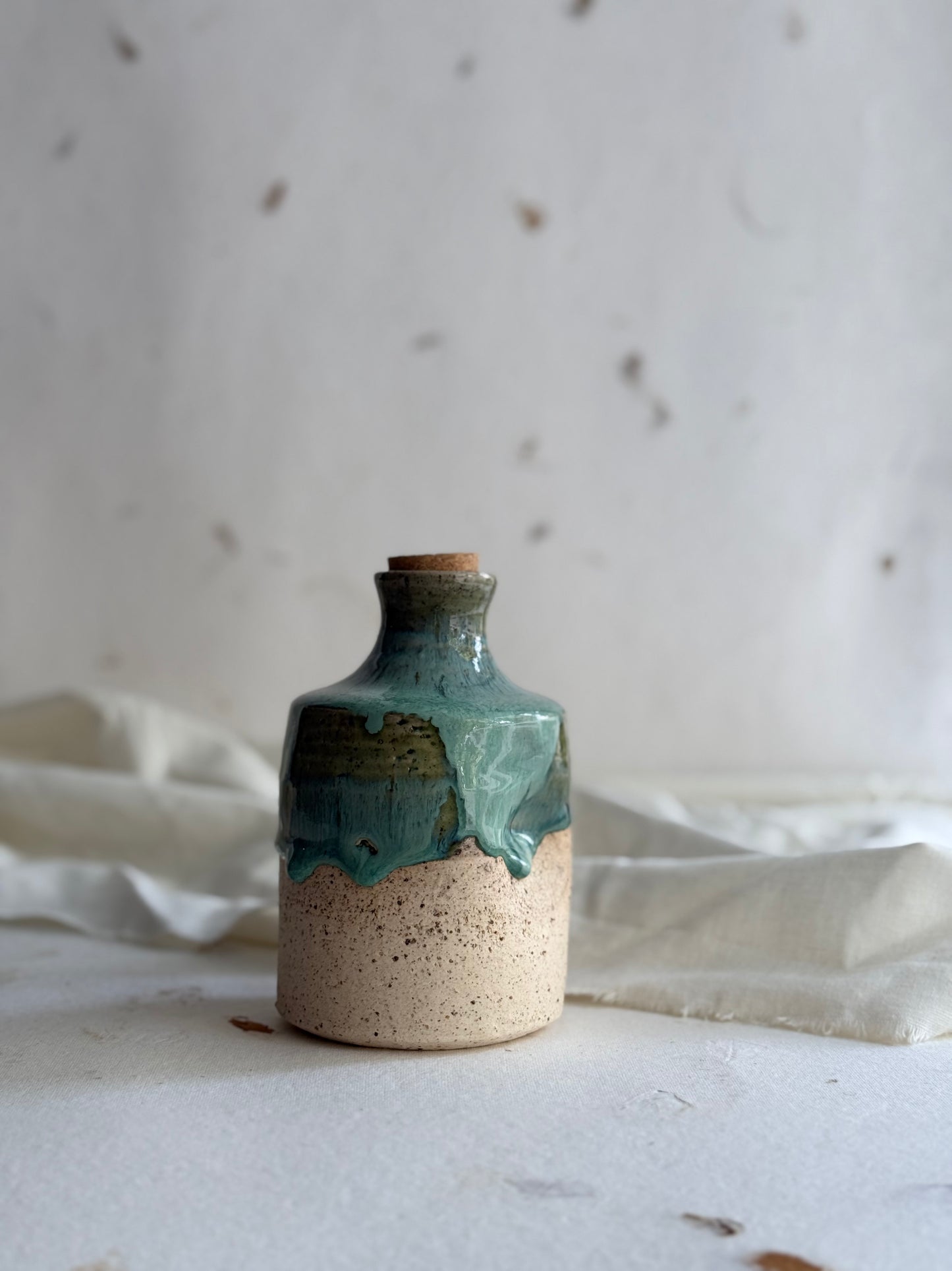 Apothecary Oil Bottle- Mottled Green