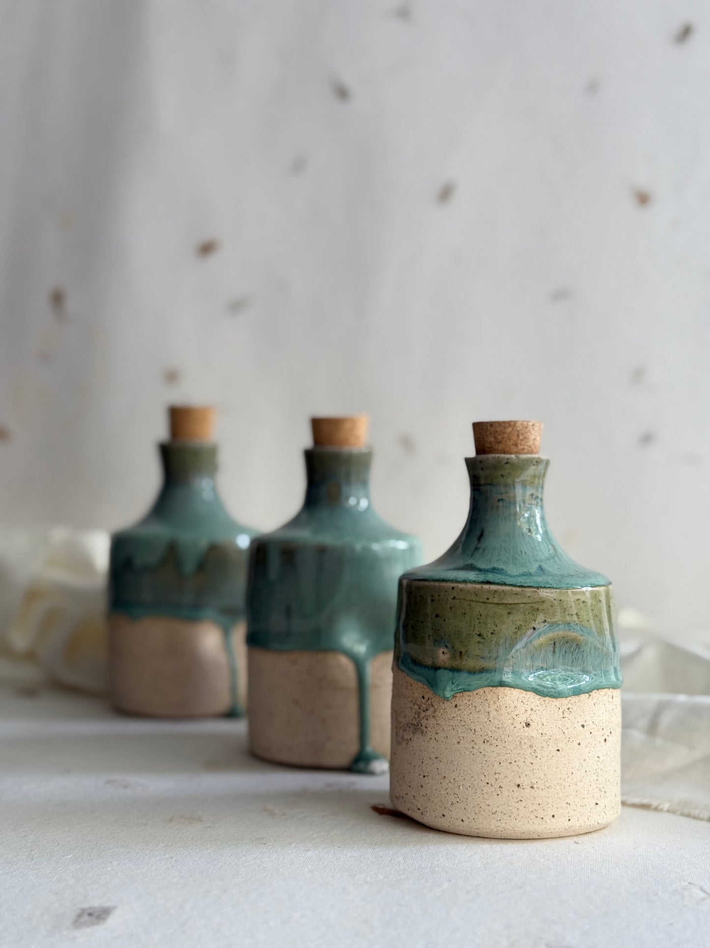 Apothecary Oil Bottle- Mottled Green