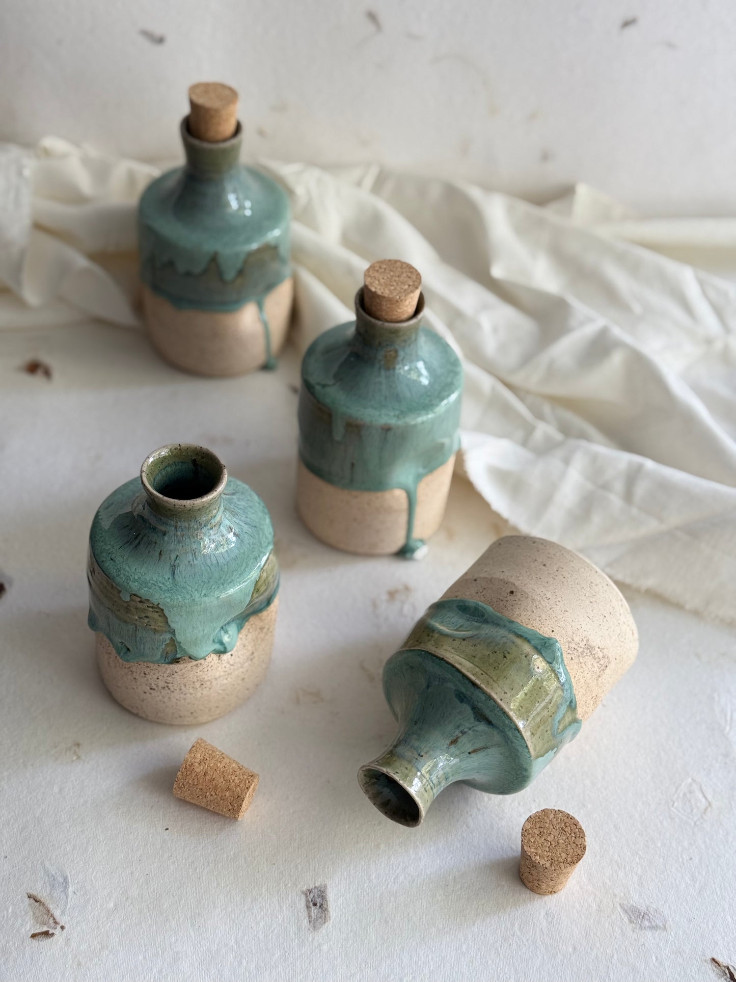 Apothecary Oil Bottle- Mottled Green