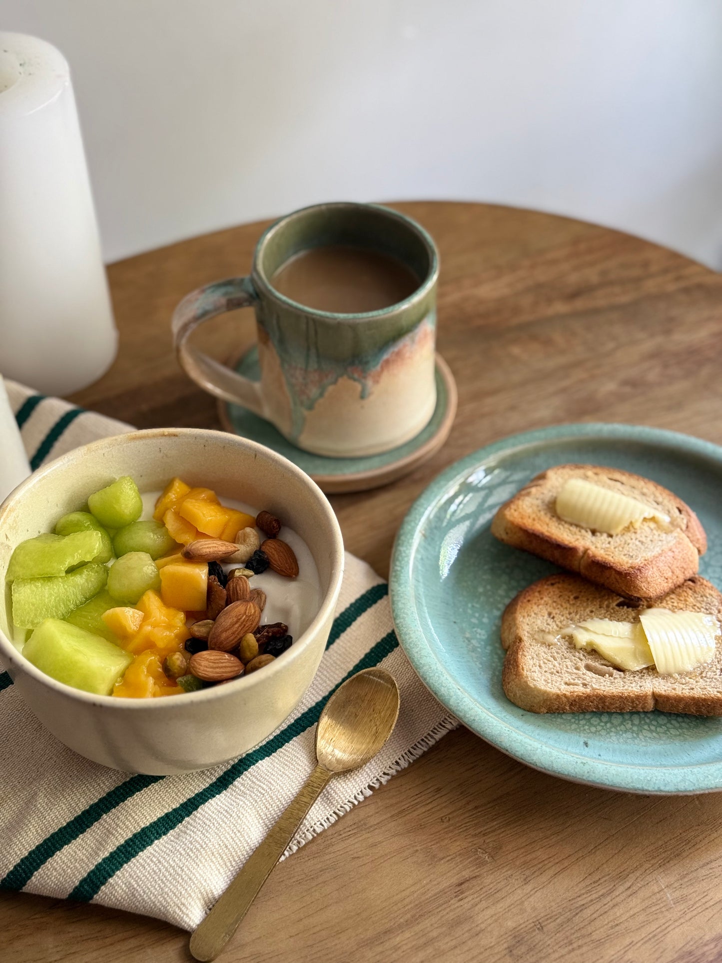 Breakfast Set- Mottled Green & Cream