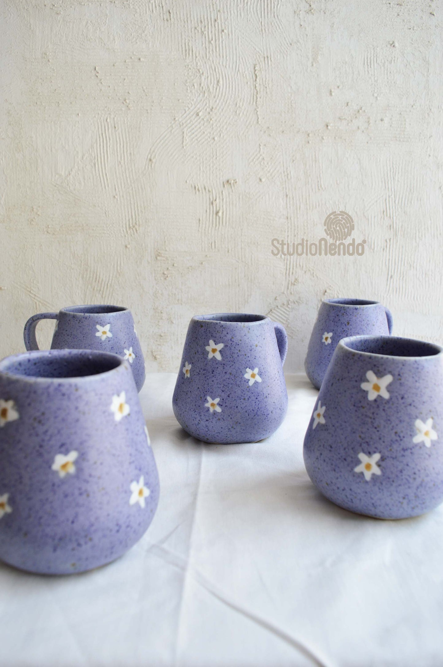 Belly Mug- Daisy Speckled