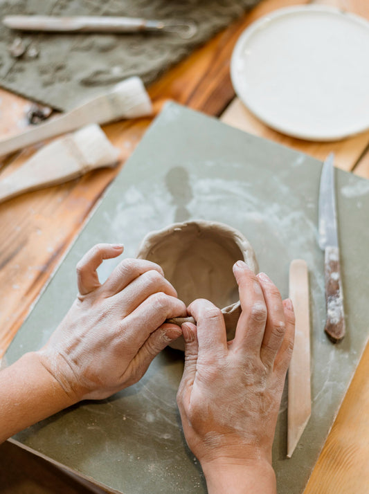 6 Sessions- Hand Building/Sculpting- Learn to make Mugs, Bowls, Plates & Platters