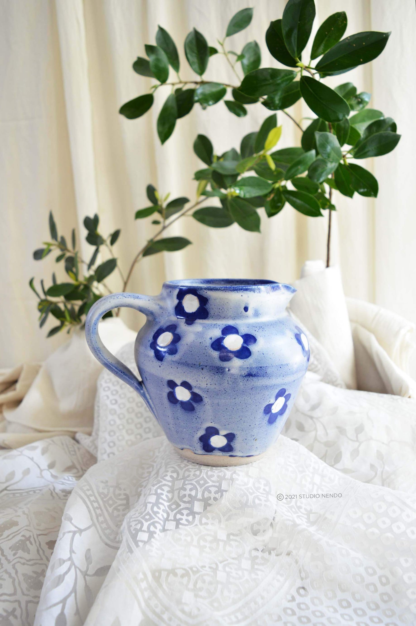 JUG- 1 LITRE- POLKA