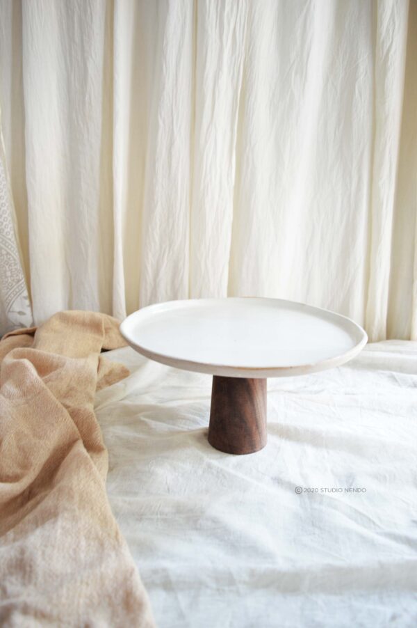 CAKE STAND- CREAM