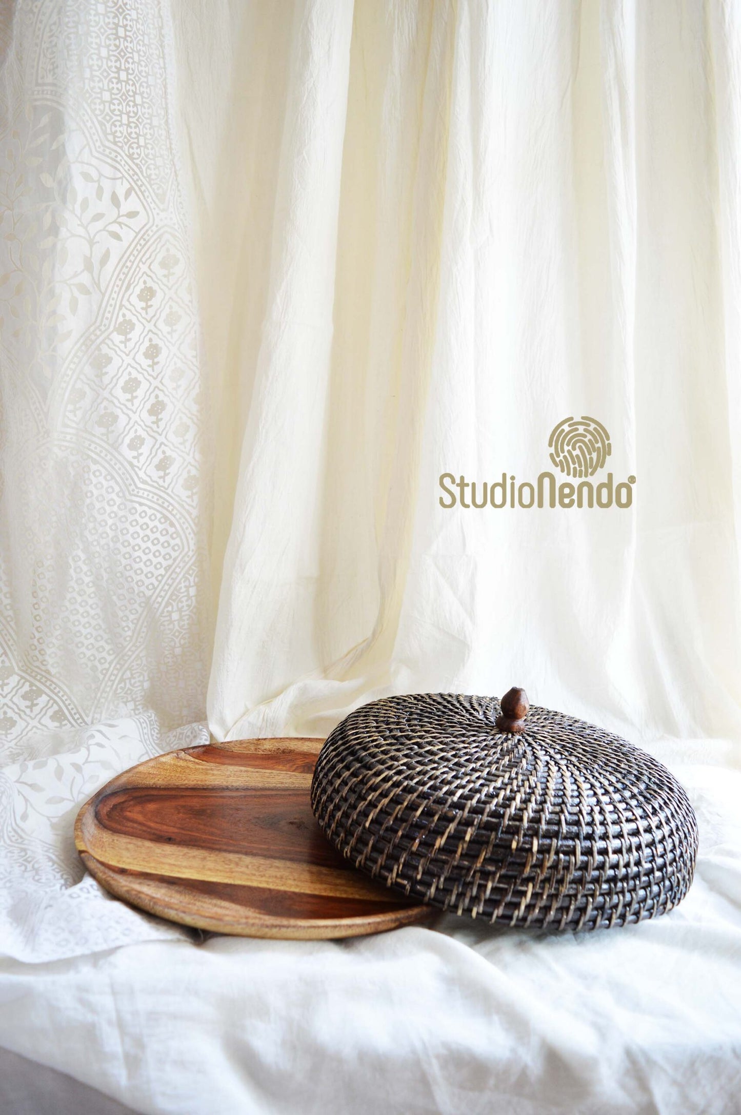 CLOCHE #2 (SHALLOW LID-LARGE-DARK)