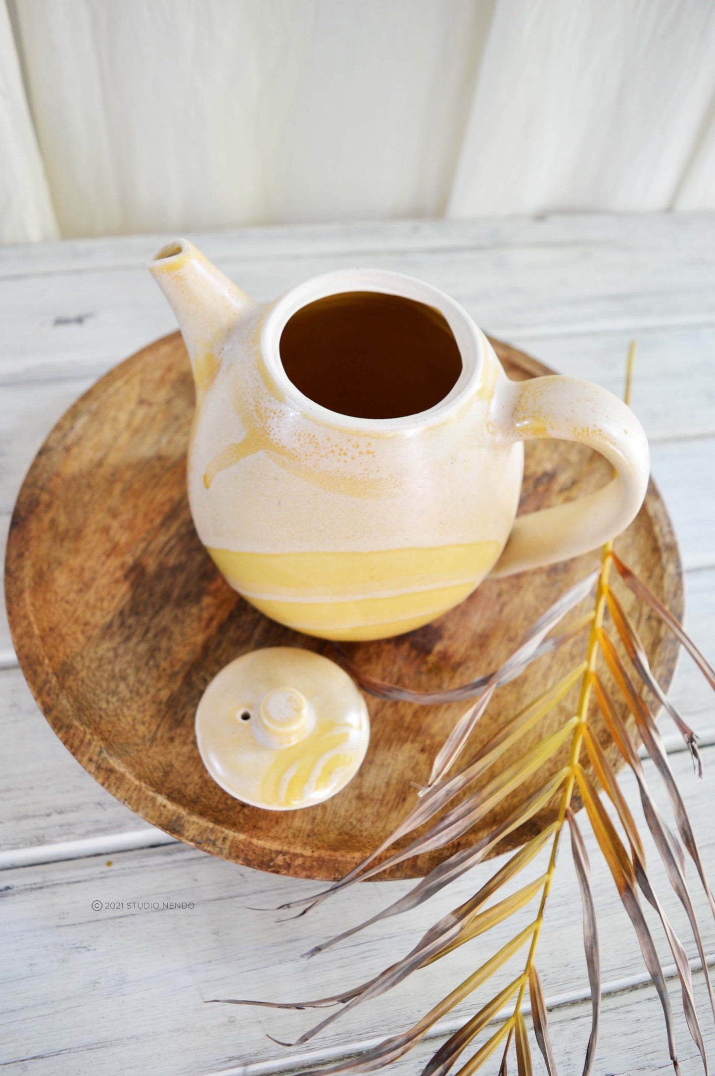 TEAPOT- CARAMEL/MUSTARD