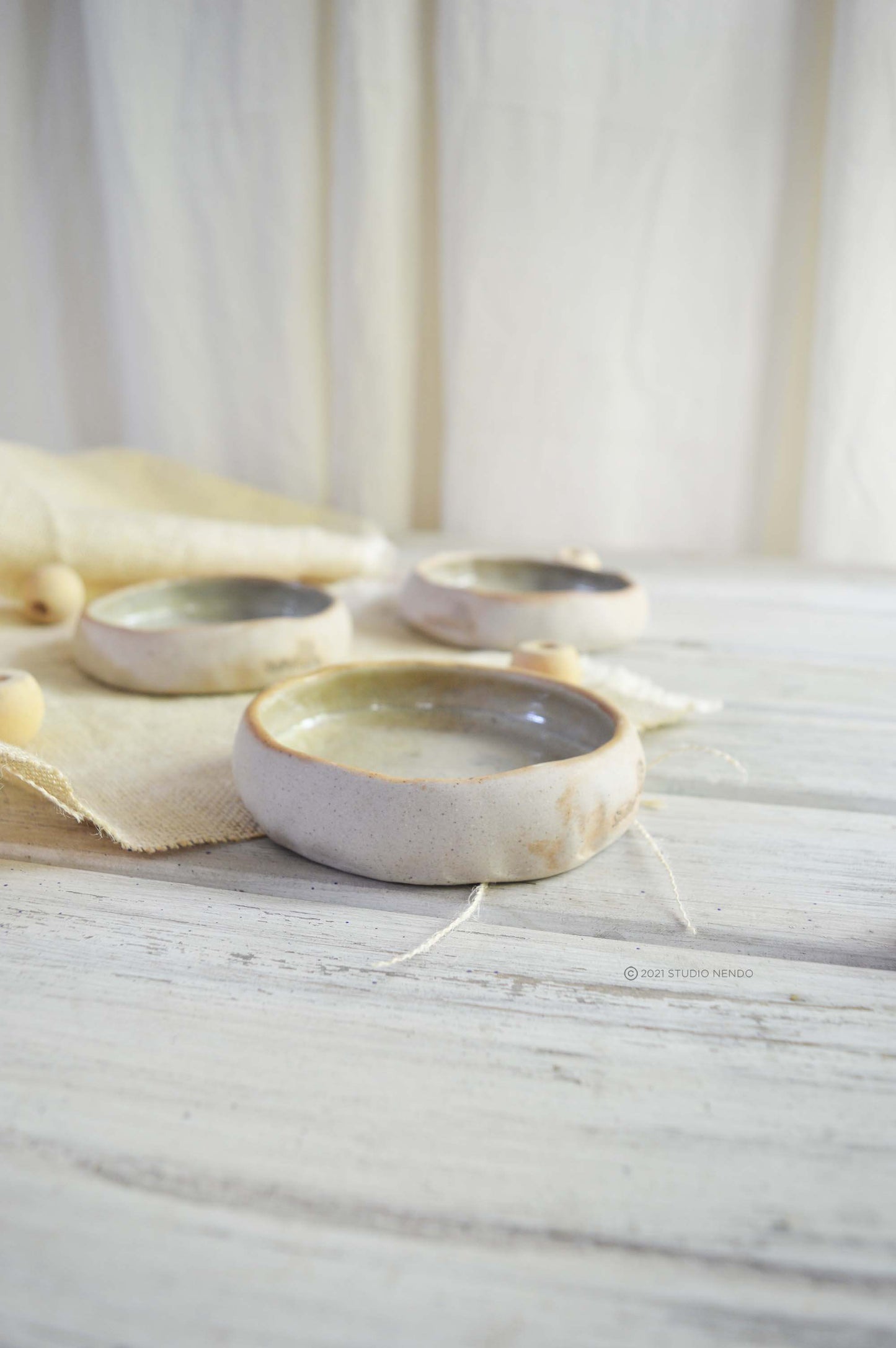 PINCH BOWLS FOR SIDES AND DIPS- MOTTLED BEIGE