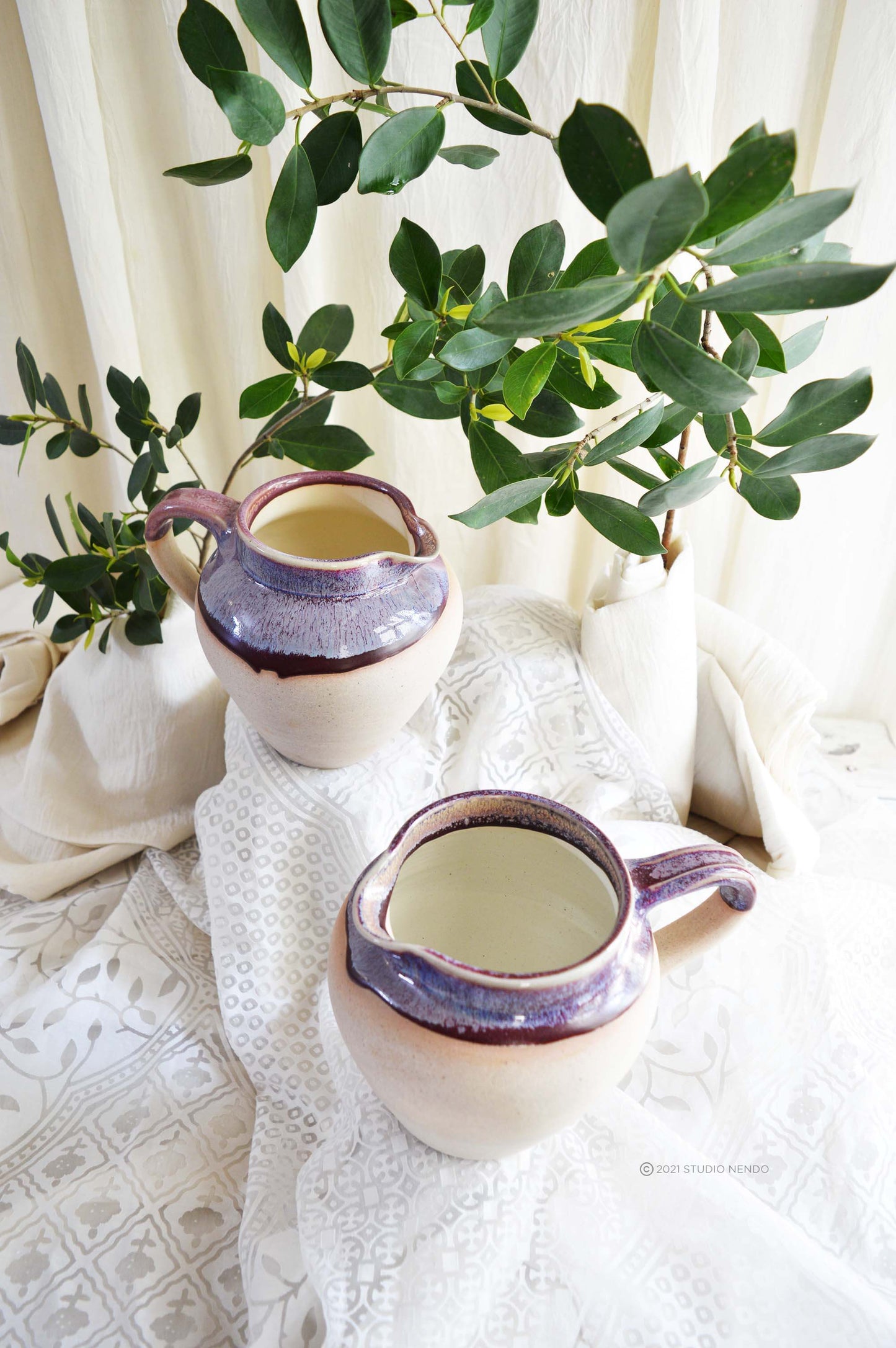JUG- 1 LITRE- RUBY
