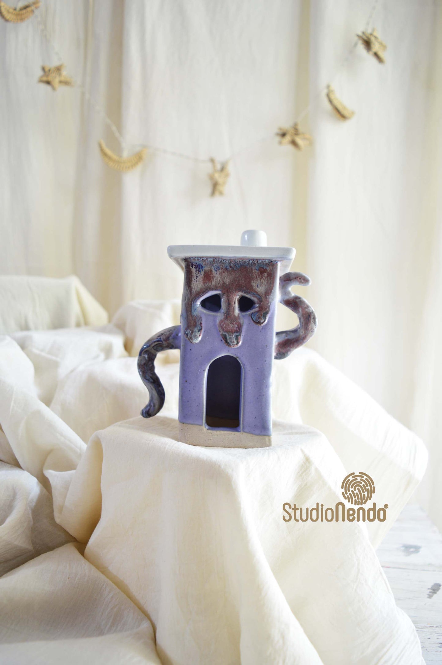 GENIE- MONSTER TEALIGHT HOUSE