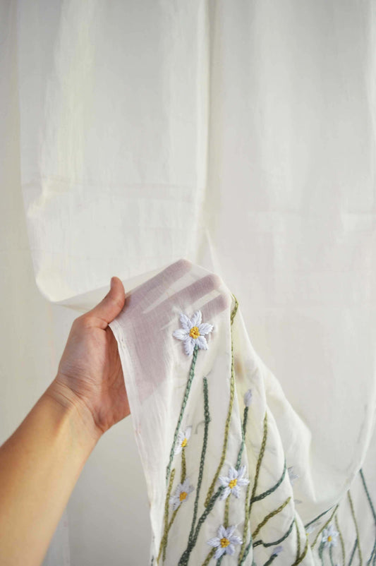 Hand embroidered Mulmul Curtain- Flowering Meadow series- Daisy