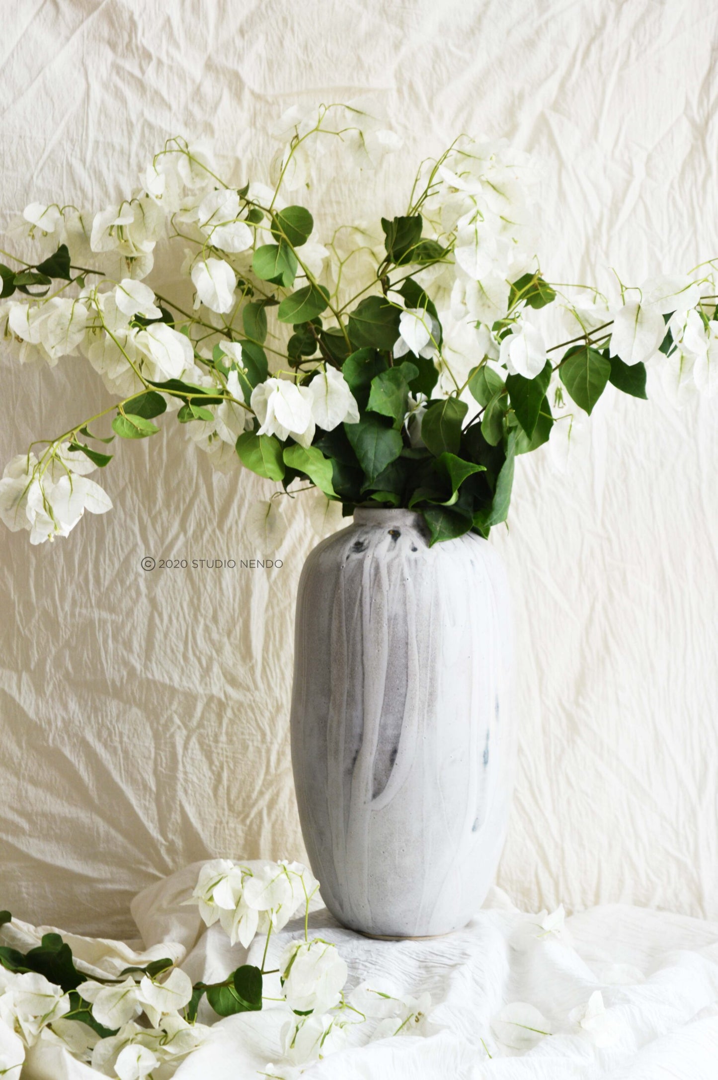 TABLE VASE- TEXTURED MATT GREY WHITE #2