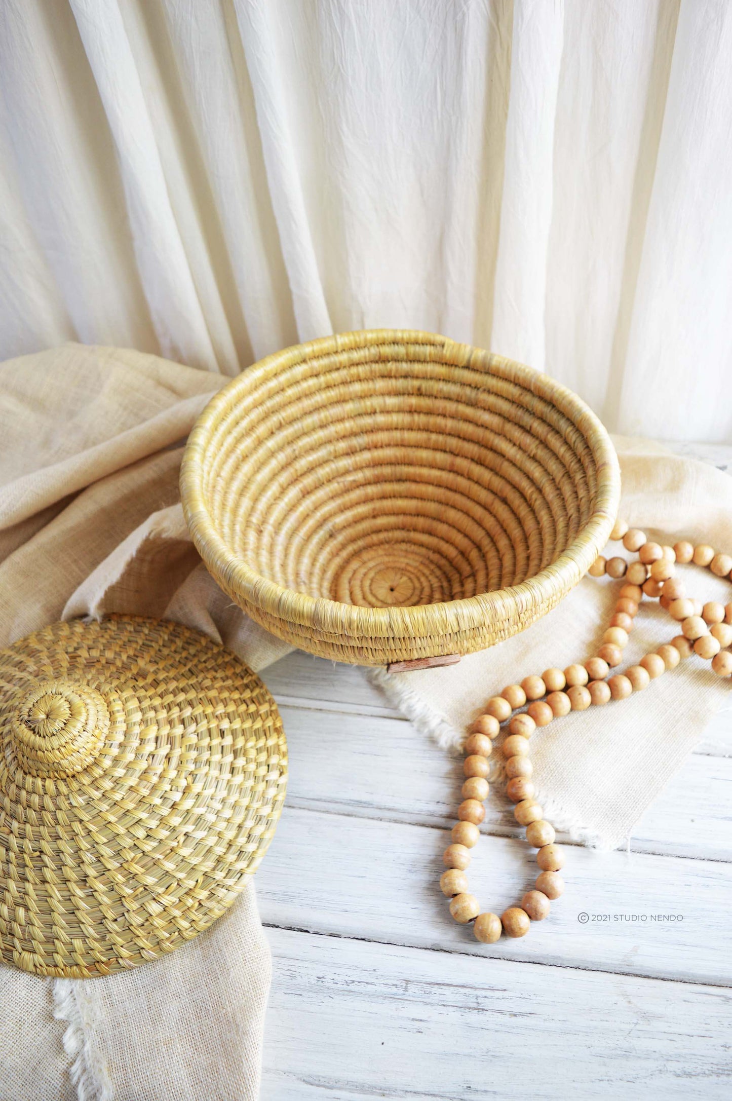 Moonj Grass Lided Bowl Basket