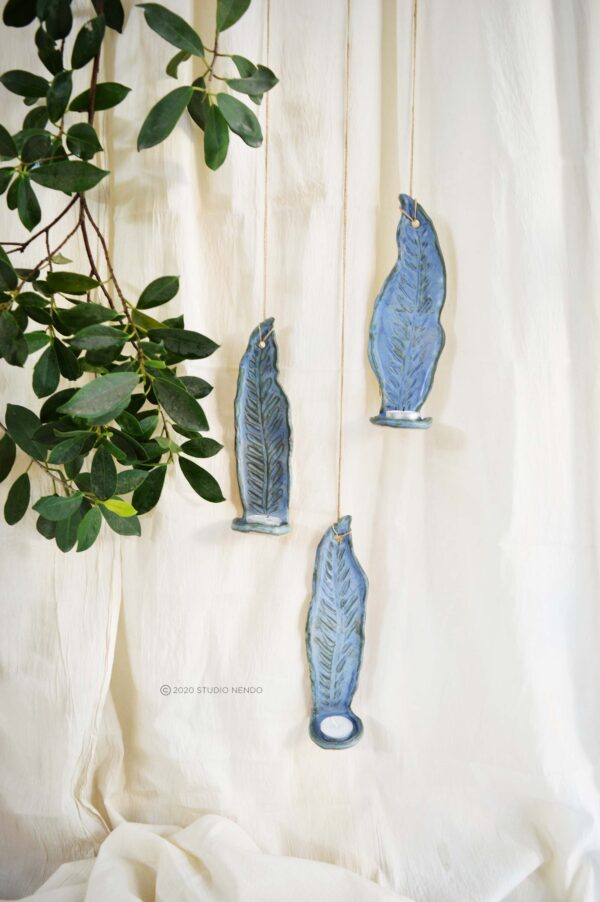 TEALIGHT WALL HOLDER- MATT BLUE