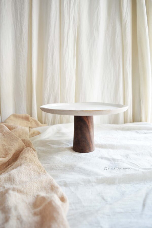 CAKE STAND- CREAM