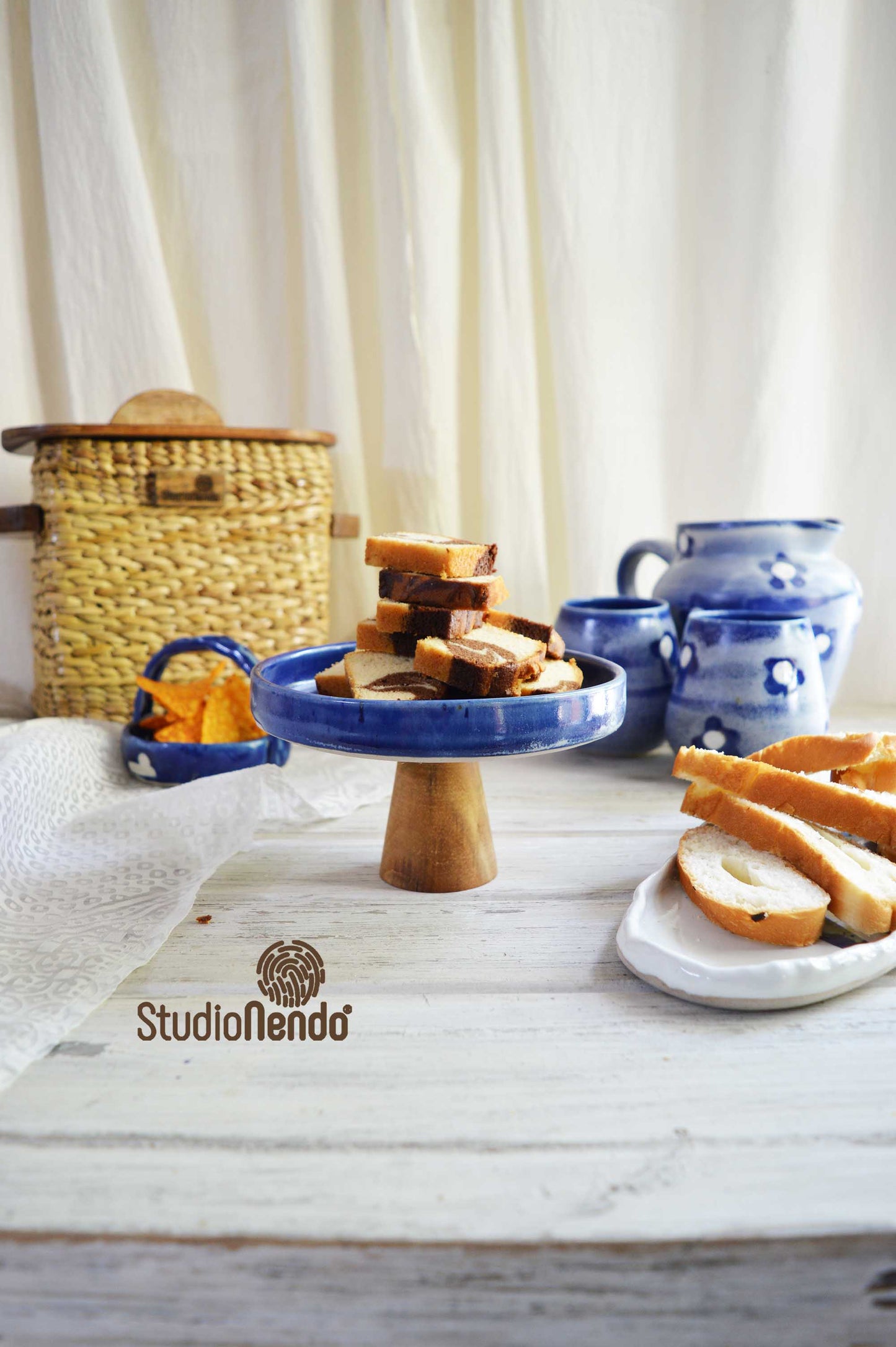COOKIE STAND- TEXTURED COBALT