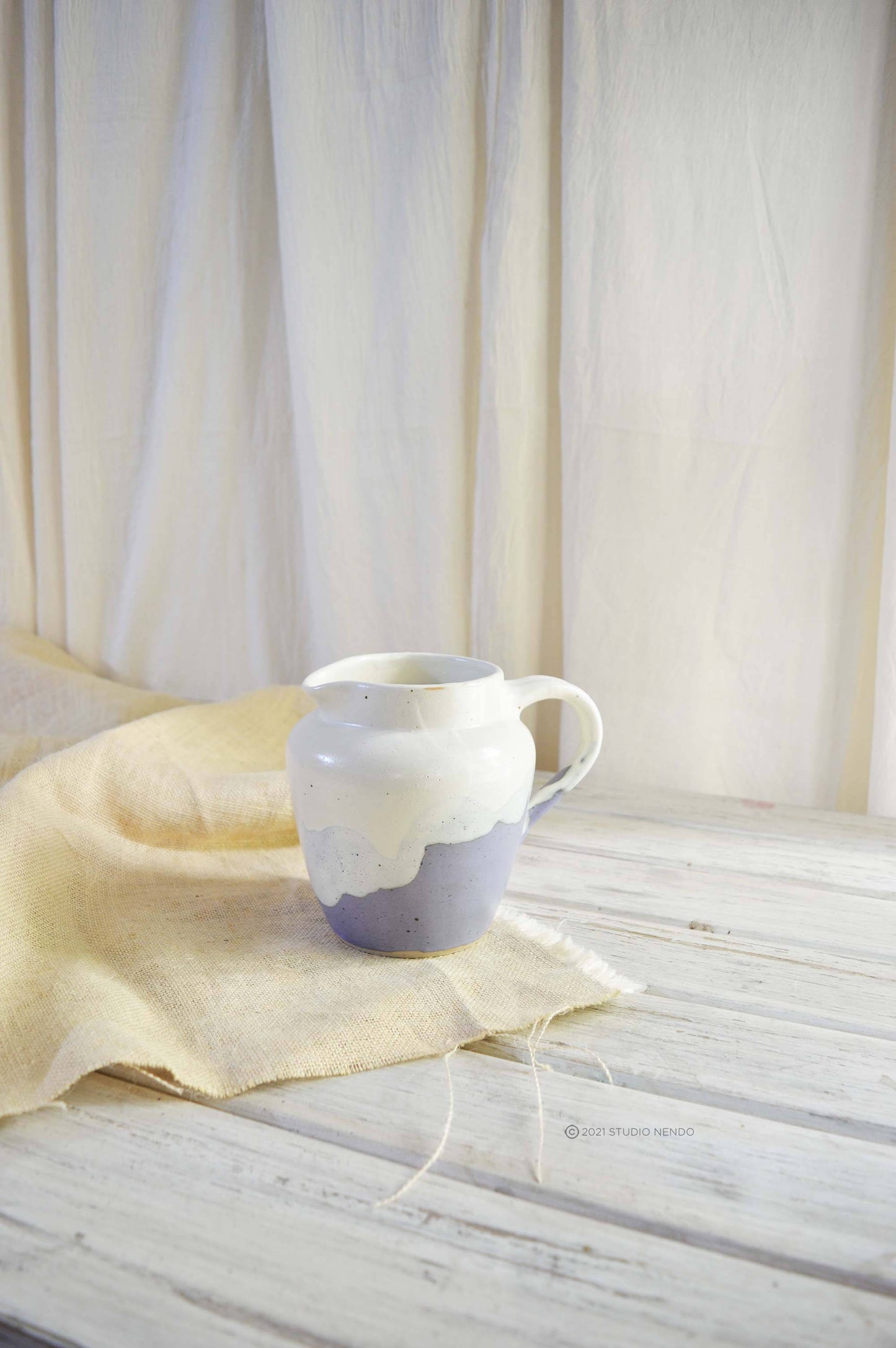 JUG- 1 LITRE- HALF N HALF