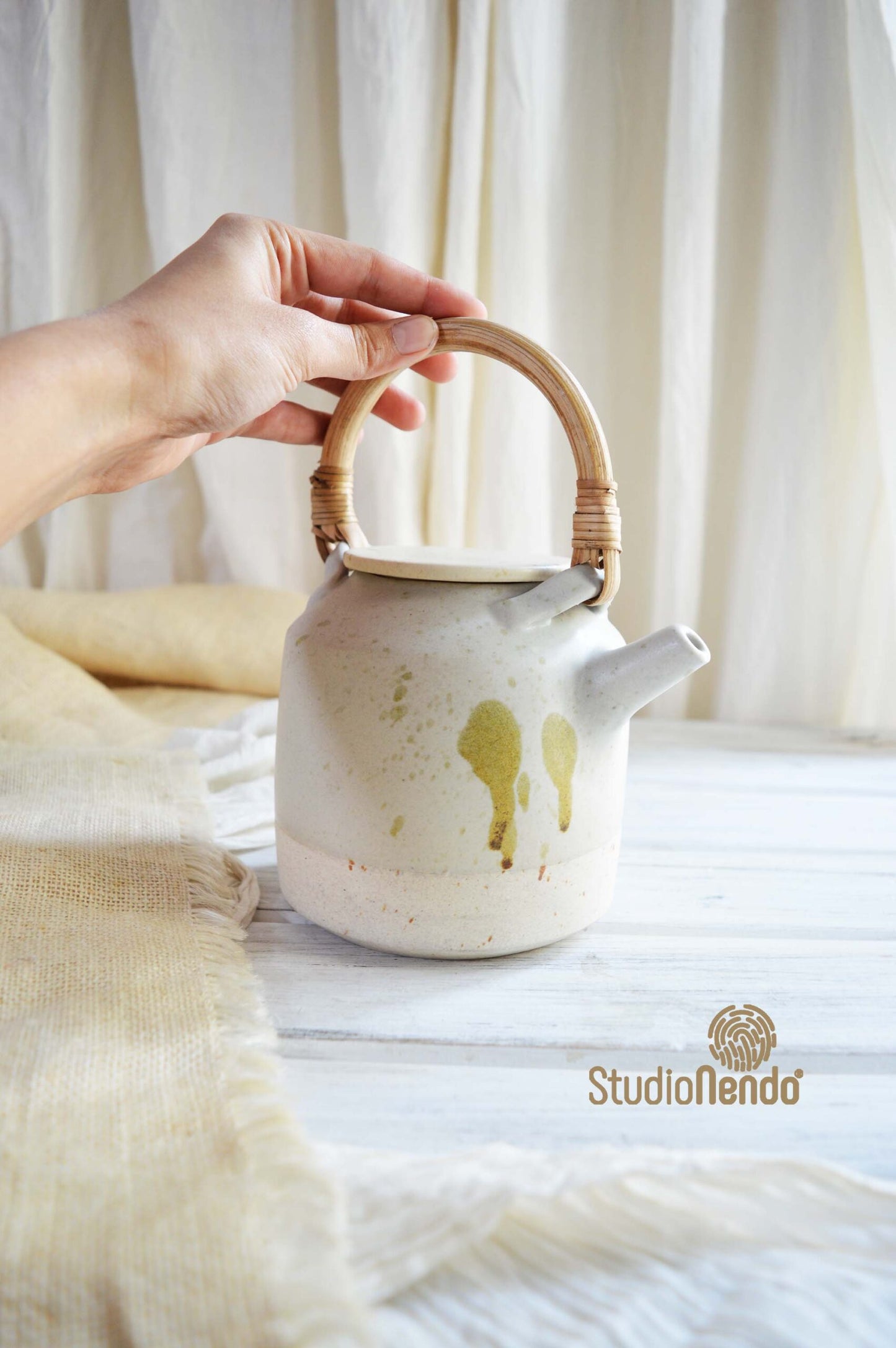 TEAPOT- OATMEAL