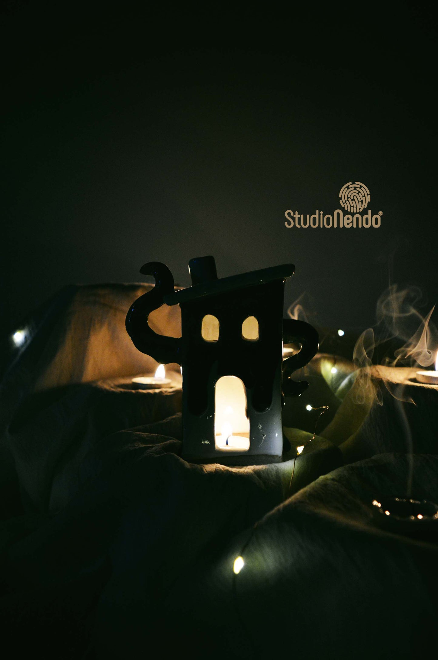 GENIE- MONSTER TEALIGHT HOUSE