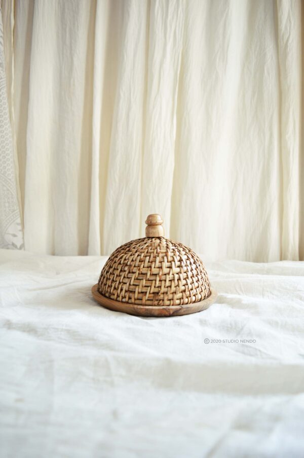 BUTTER CLOCHE