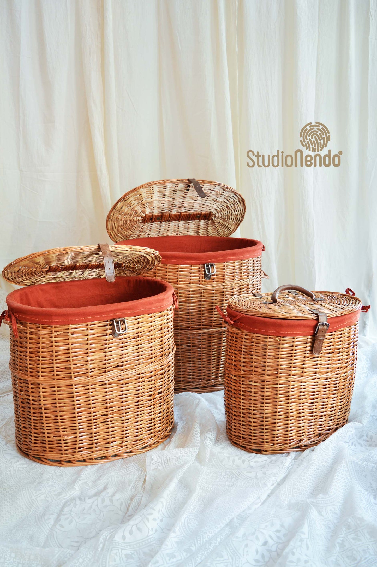 Natural Wicker Oval Laundry Basket- Scarlet
