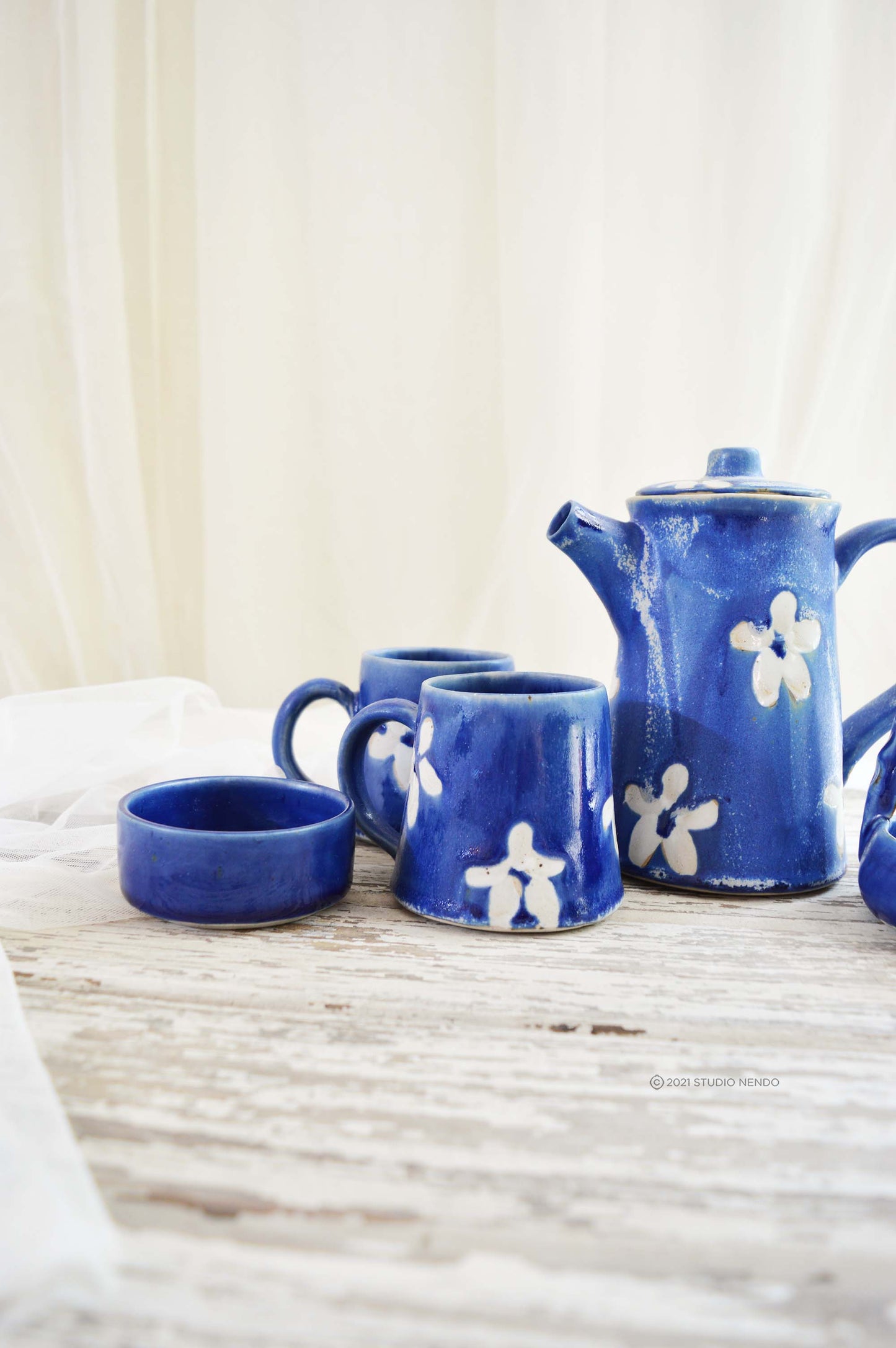 Couples Teaset- Daisy- Textured Cobalt