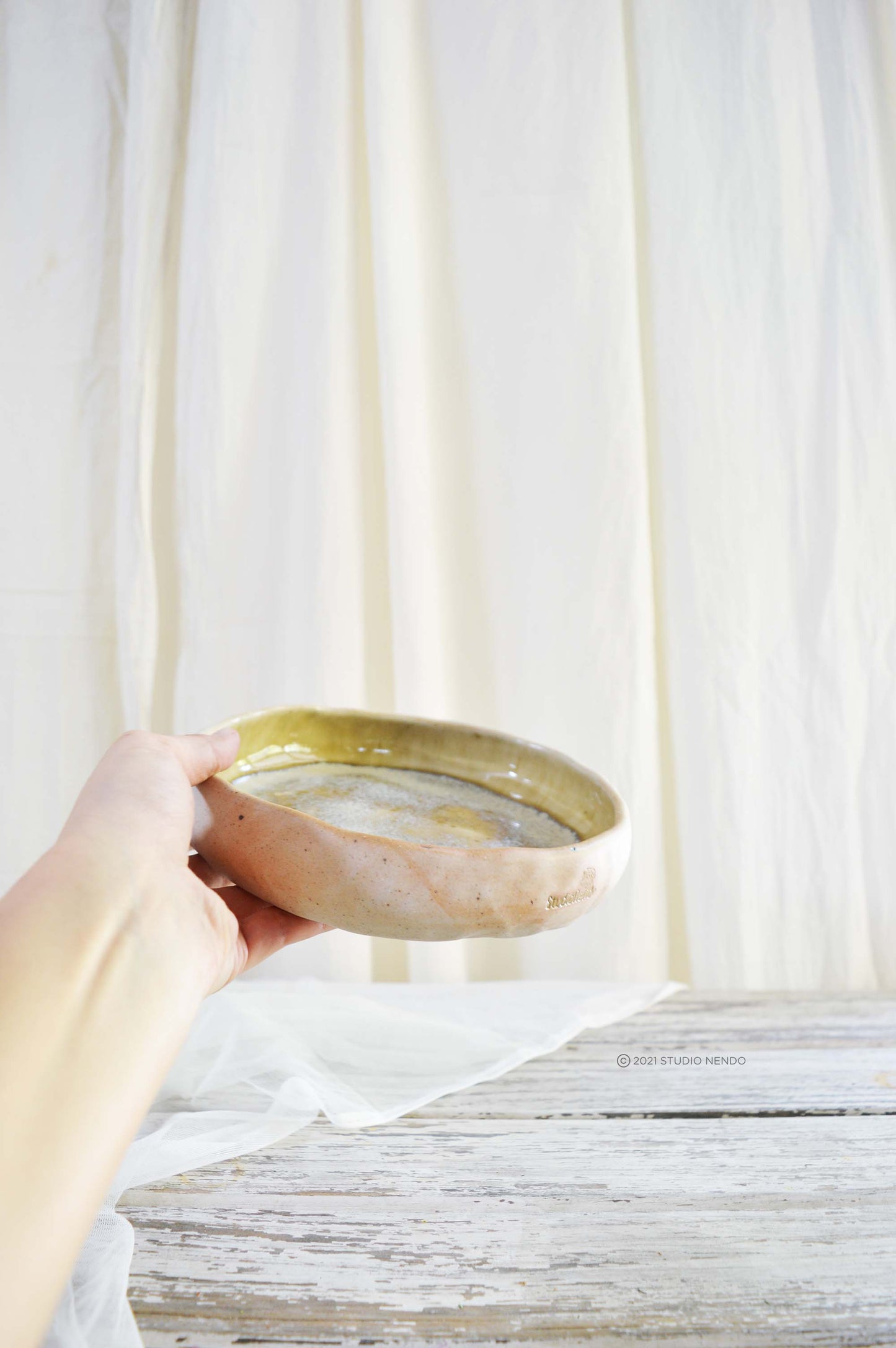 PINCH BOWLS FOR SIDES AND DIPS- MOTTLED BEIGE