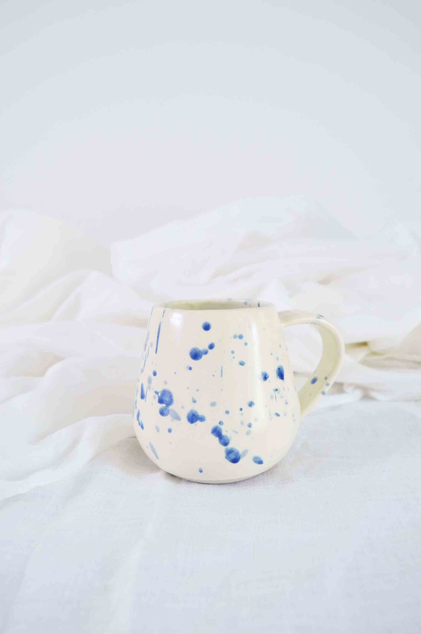 Belly Mug- Blue Splash