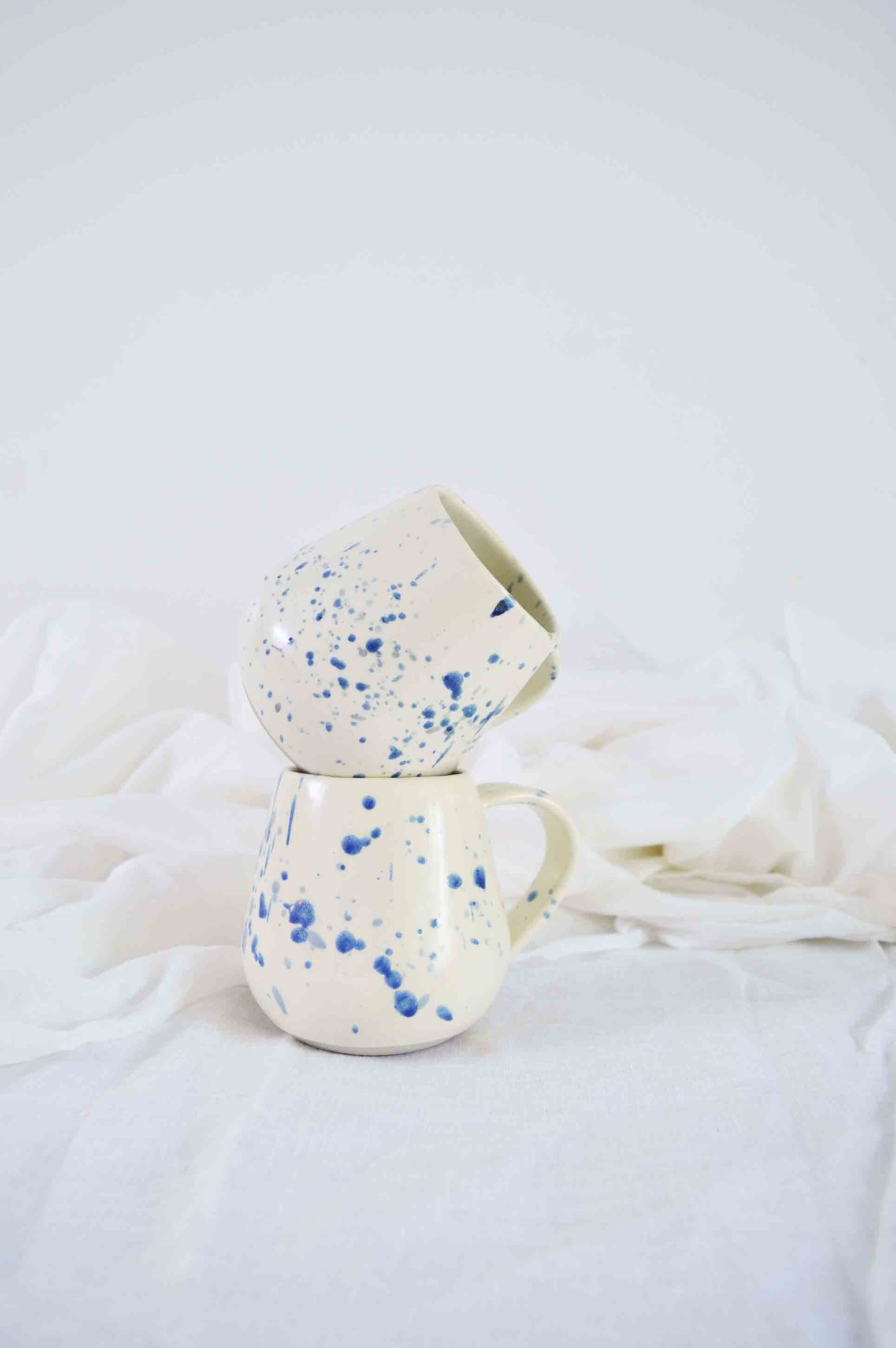 Belly Mug- Blue Splash