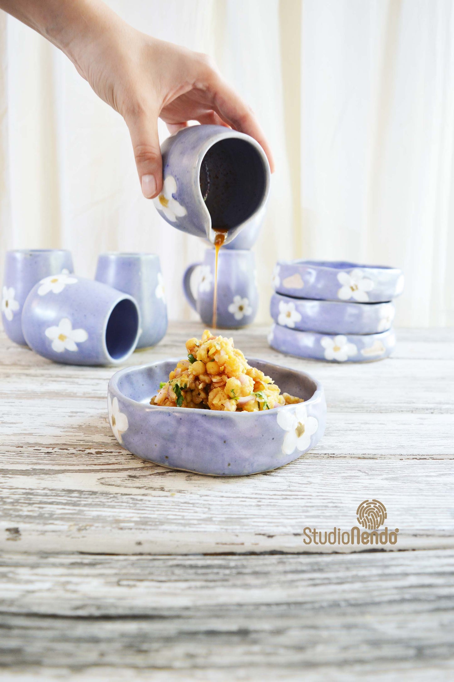 Sauce Pourer/Creamer- Daisy-Lilac