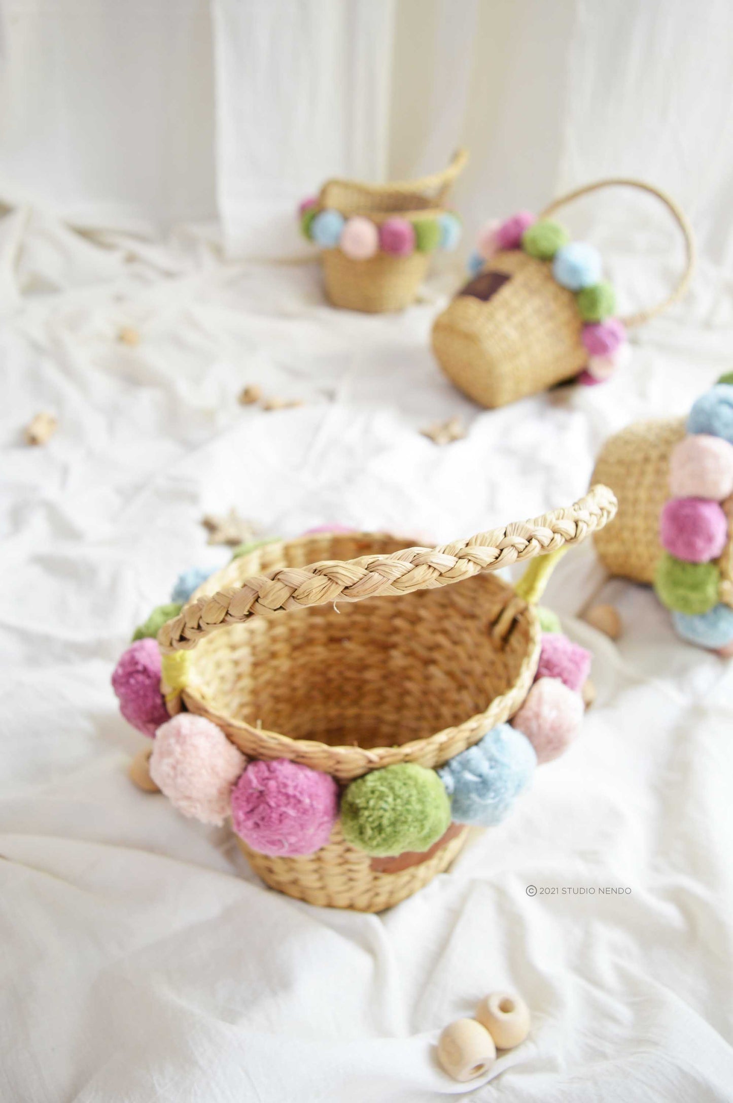 Seagrass PomPom Bucket Basket