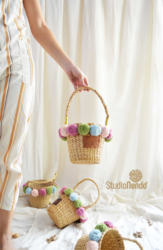 Seagrass PomPom Bucket Basket