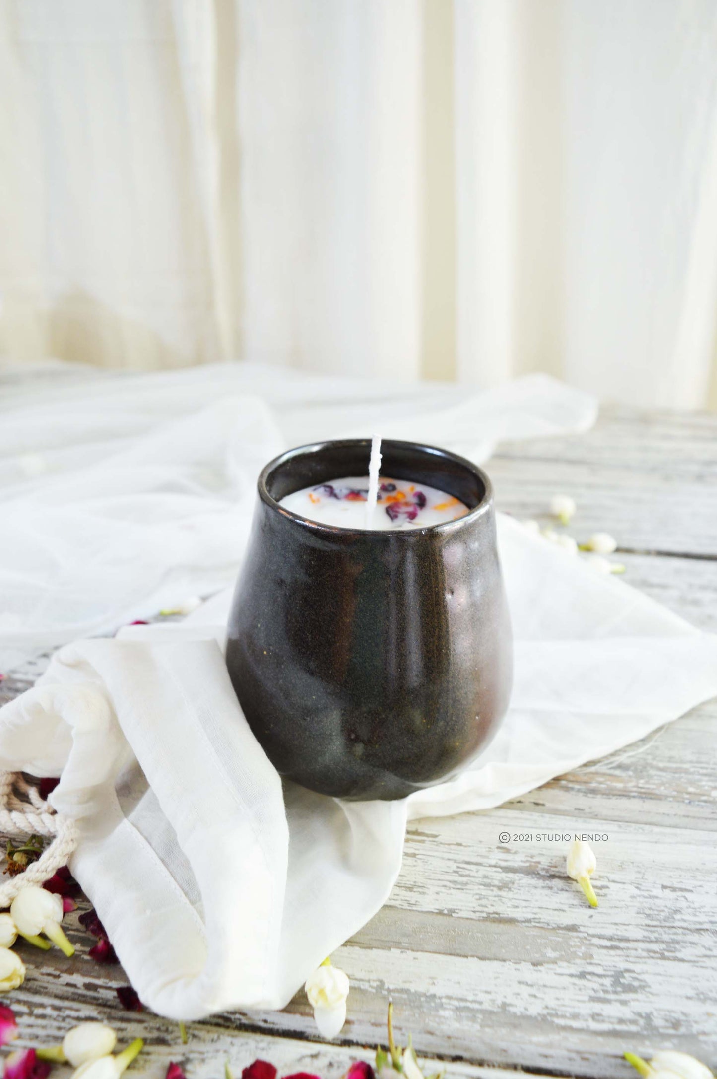 Festive Tumbler Candle- Dark Choco- Long Burning