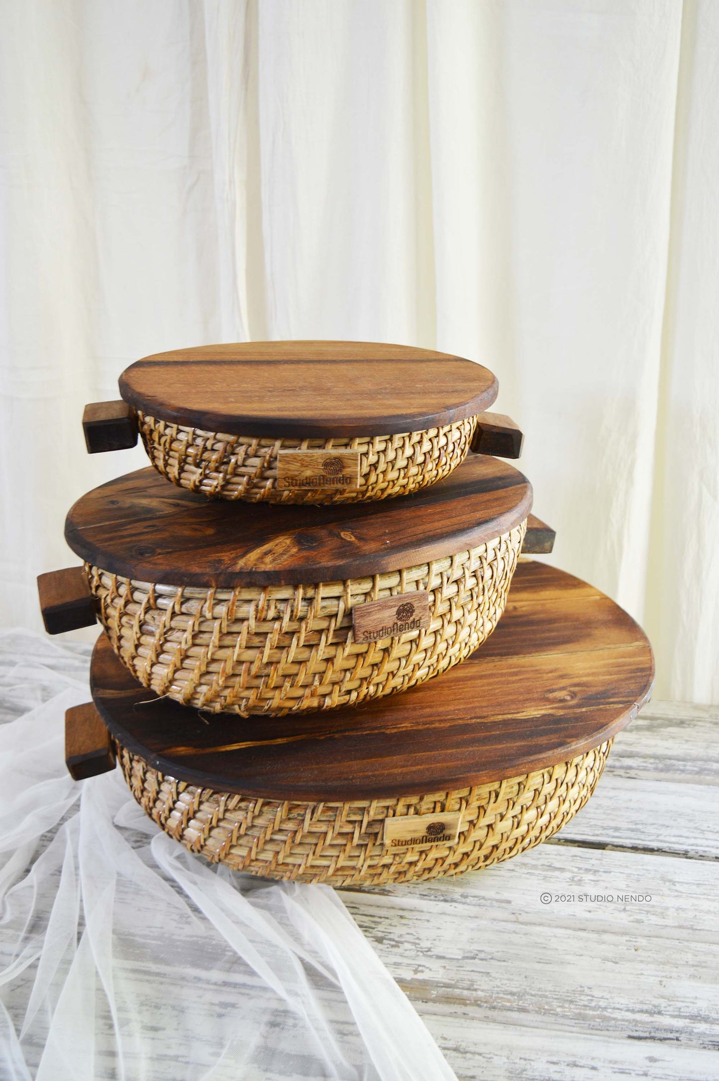 Cane Storage Oval Basket with Wooden Lid