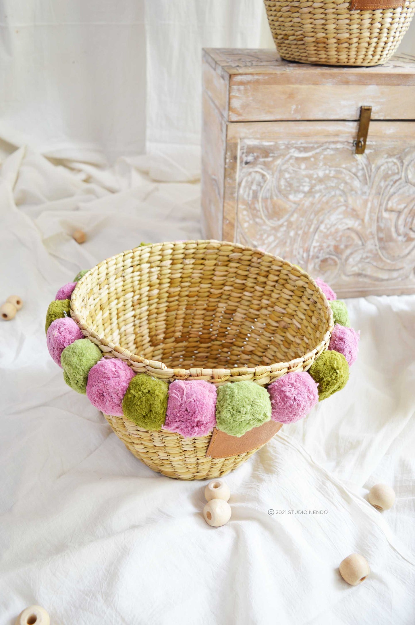Seagrass PomPom Utility Basket- Medium