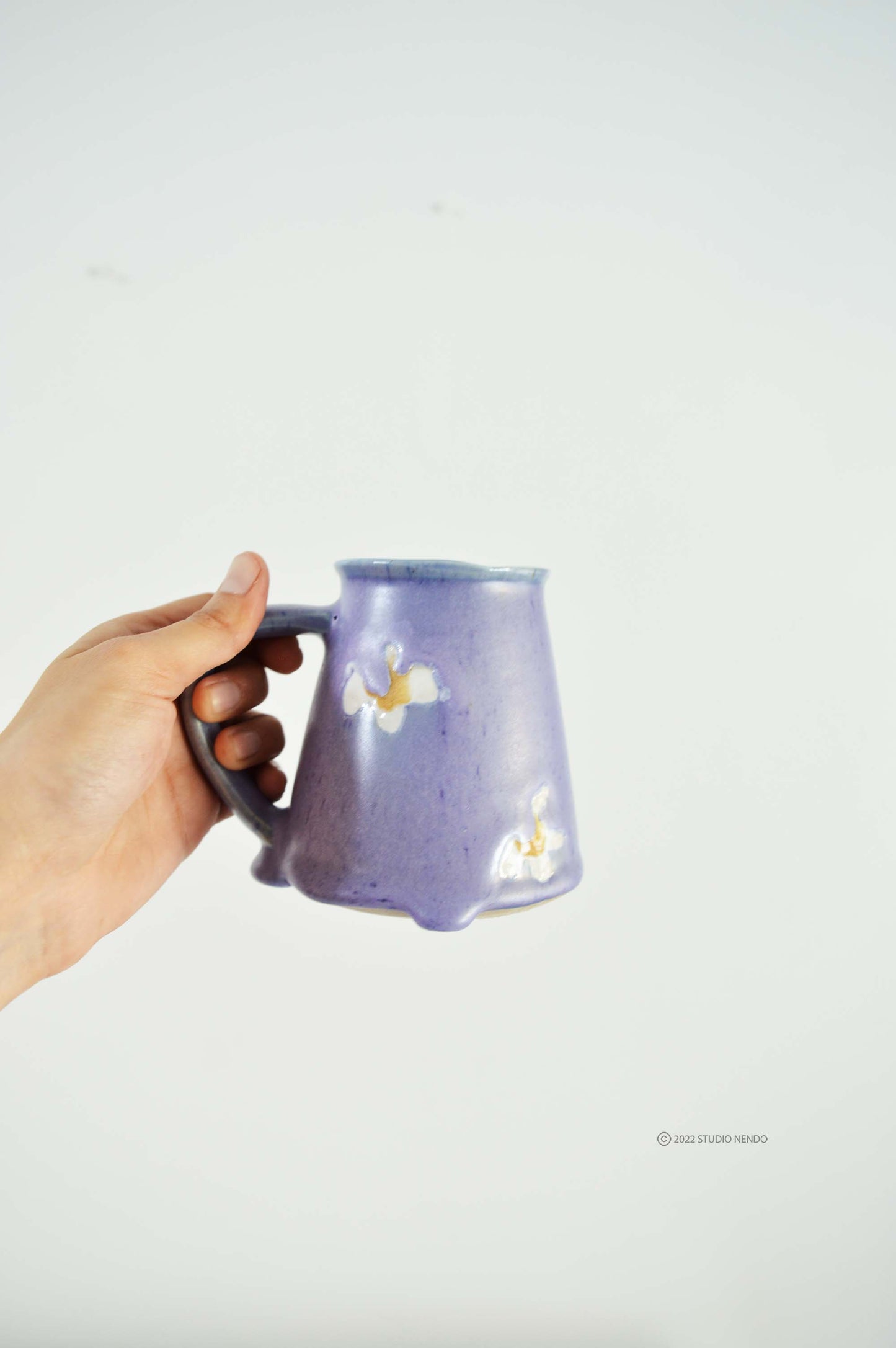 Coffee Mug- Daisy- Lilac- SECONDS