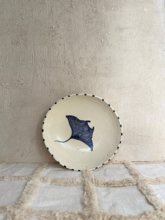 Serving Bowl/ Dinner Bowl- Mantaray