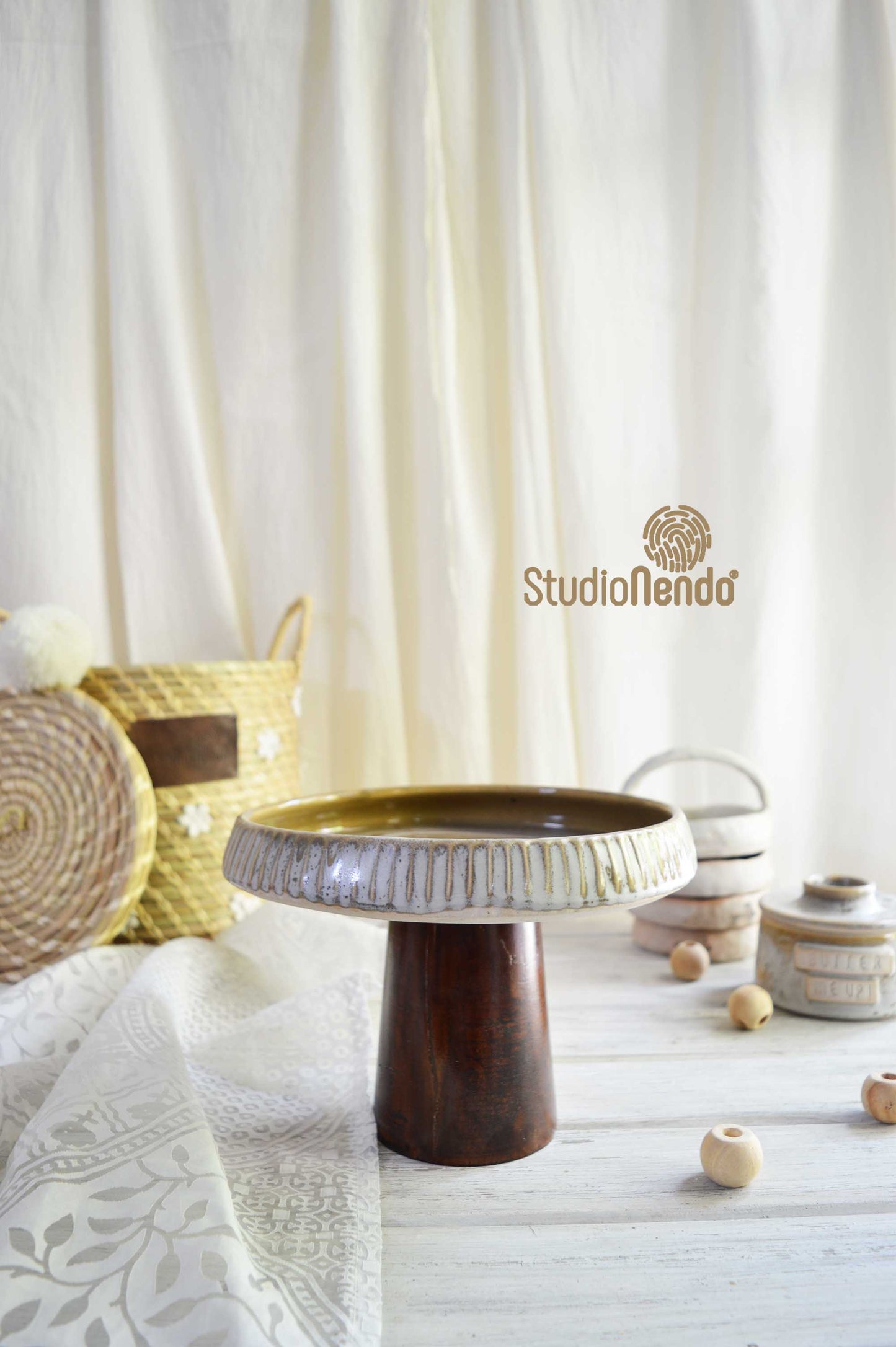 CAKE STAND- FLUTED TEXTURED MUSTARD