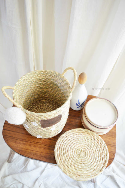Moonj Grass Lidded Storage Basket- White Jasmine