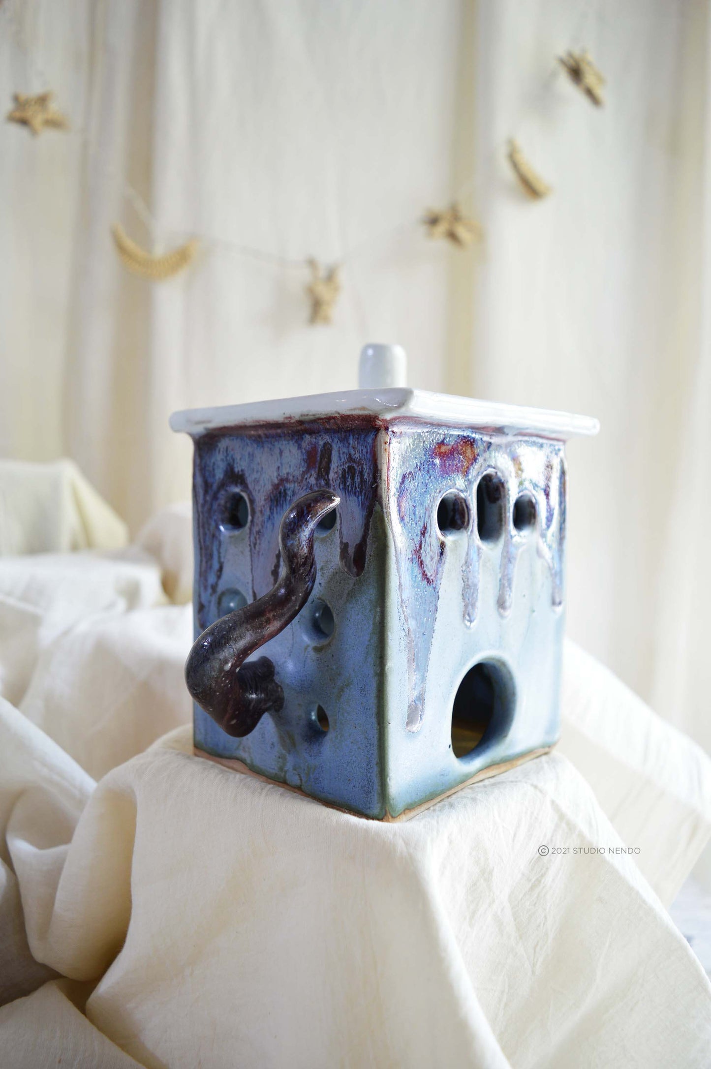 DIMITRI- MONSTER TEALIGHT HOUSE