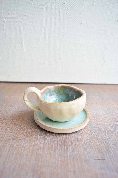 Pinch Cup and Saucer- Set of 2