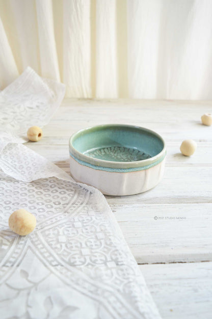 FACETED SERVING BOWLS- MOTTLED GREEN