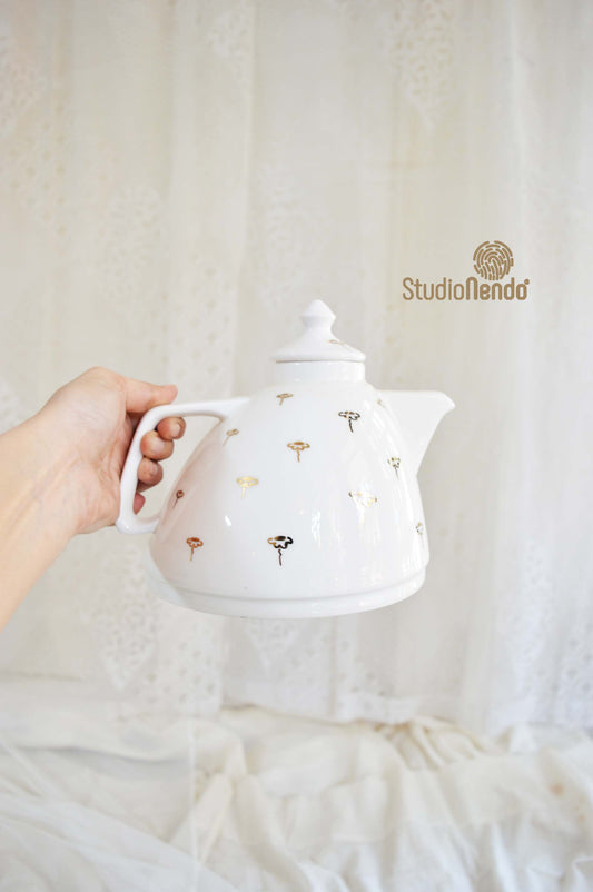 Hand Painted Series- Teapot- Golden Daisy